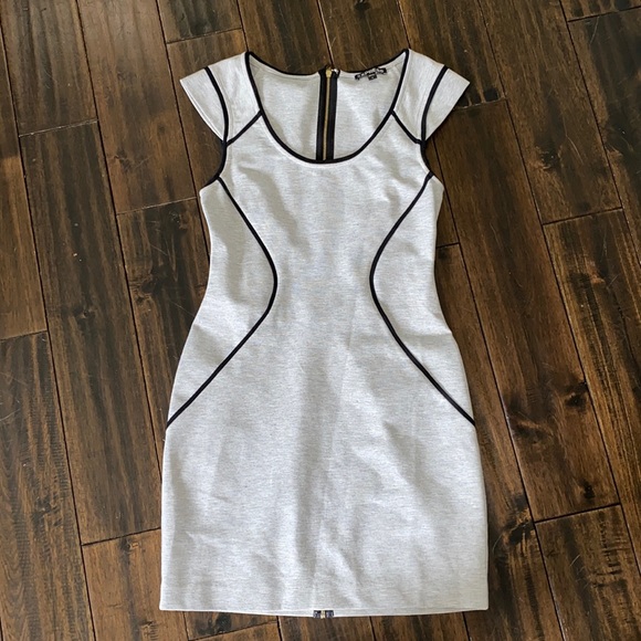 Express Grey & black color block dress - Picture 2 of 4